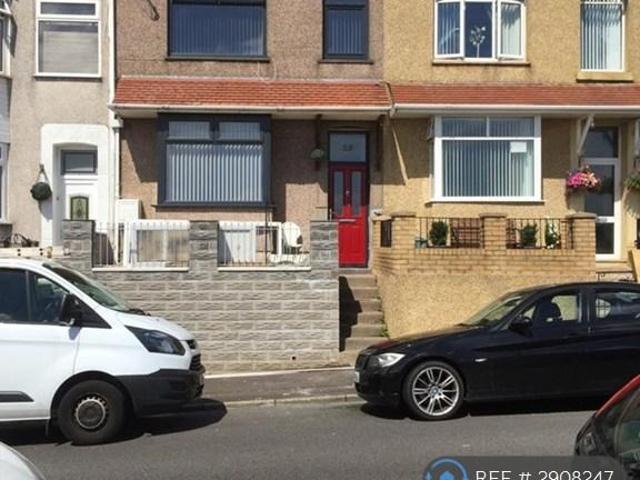 House for rent in Nangreaves, Wales