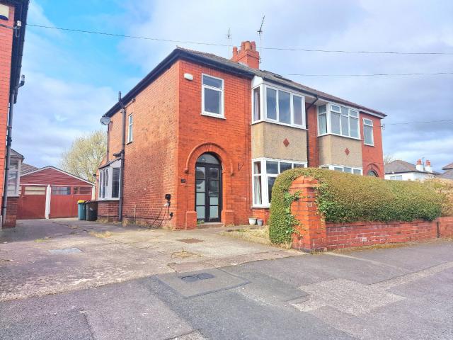 House for rent in Cadley, Higher Bartle