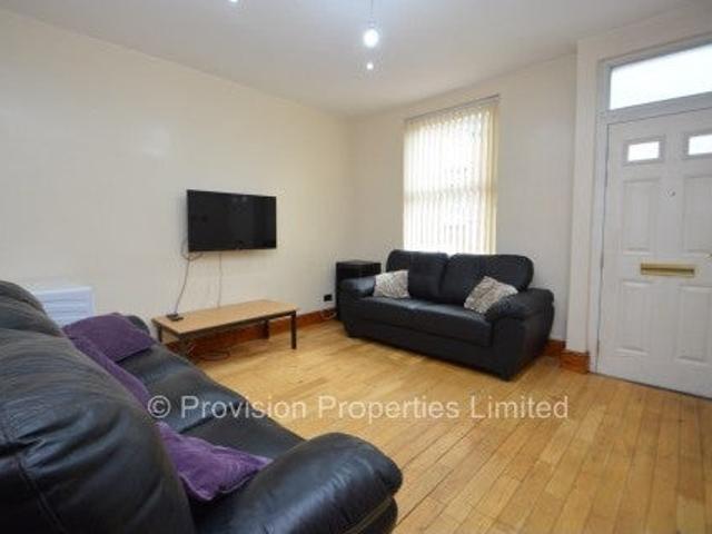 House for rent in Hyde Park, Leeds