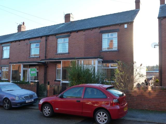 House for rent in Pogmoor, South Yorkshire
