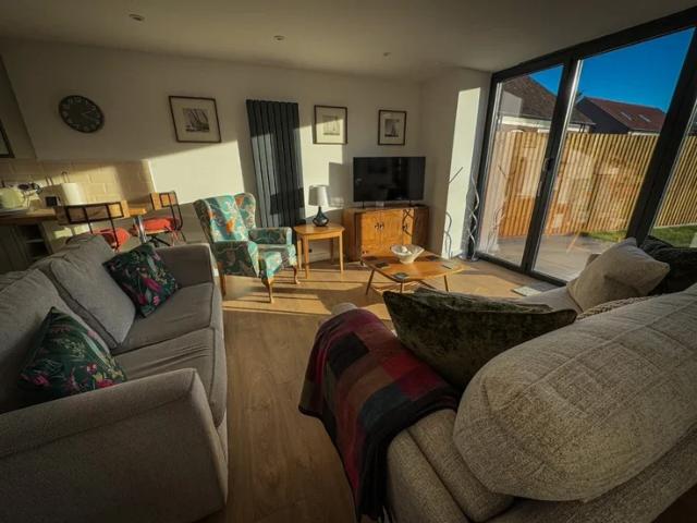 House for rent in Eastbridge, Suffolk