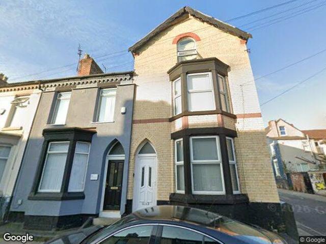 House for rent in Cabbage Hall, Calderstones