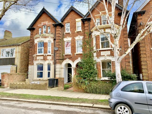 House for rent in Cauldwell, Bedford