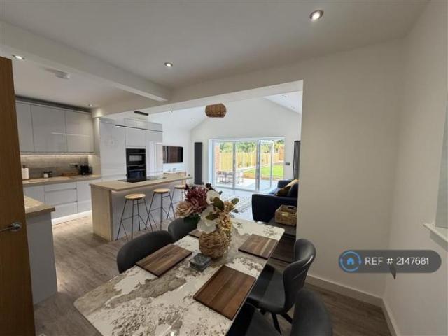 House for rent in Barton In Fabis, East Midlands