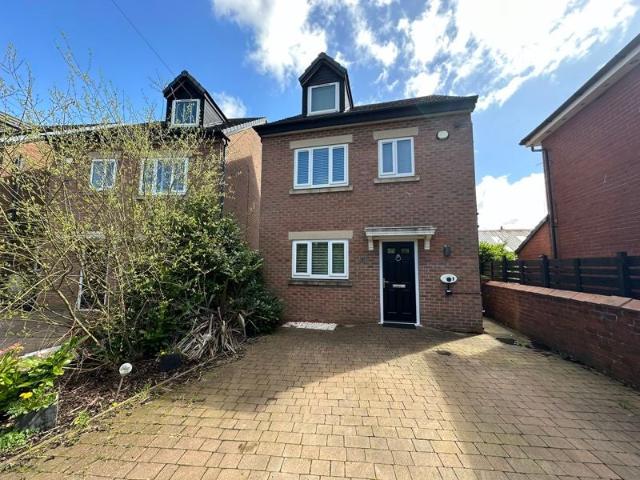 House for rent in Far Moor, Wigan