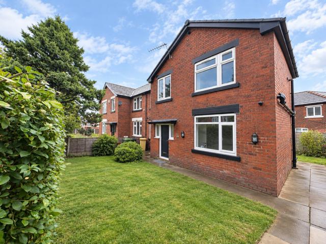House for rent in Lee Bank, Greater Manchester