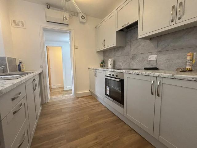 House for rent in Calderstones