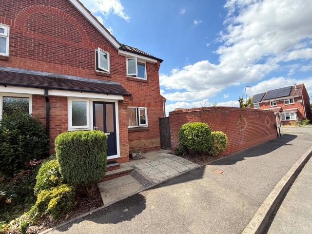 House for rent in Beamhurst, Staffordshire