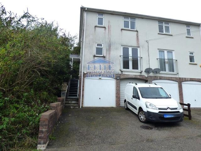 House for rent in Ogmore Valley, Price Town
