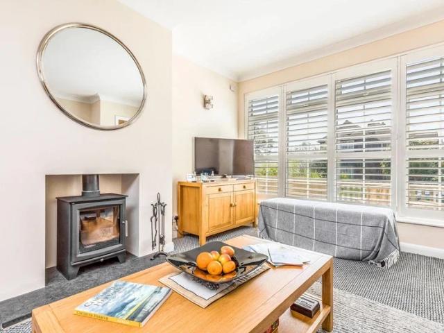 House for rent in Littlecote, West Sussex