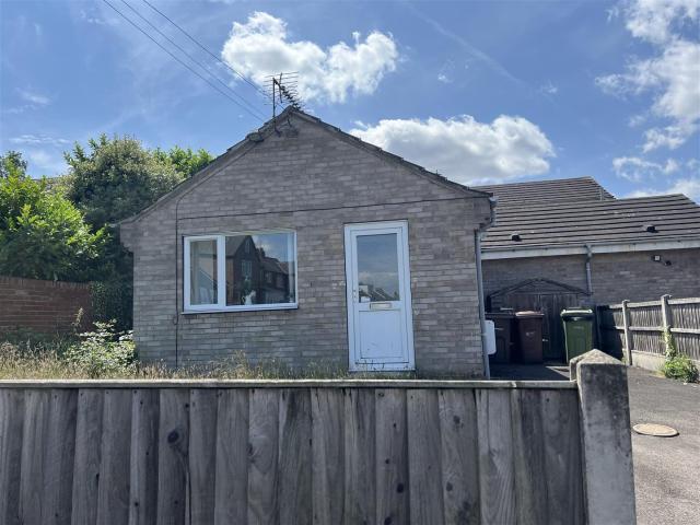 House for rent in Normanton and Altofts, Altofts