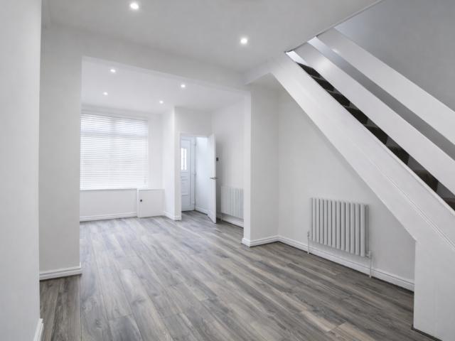 House for rent in Calderstones