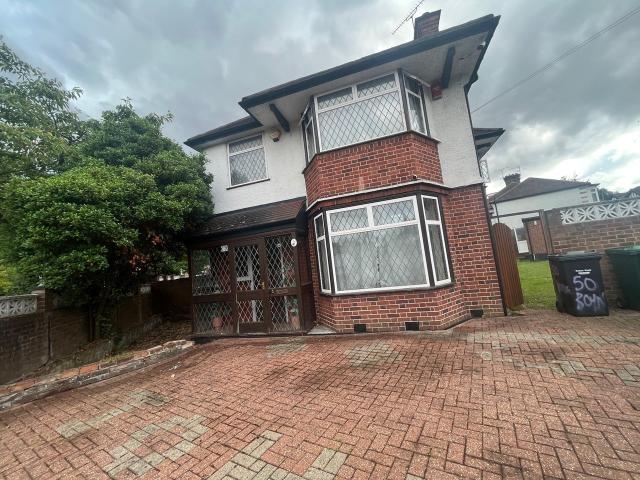 House for rent in London Borough of Barnet, Greater London