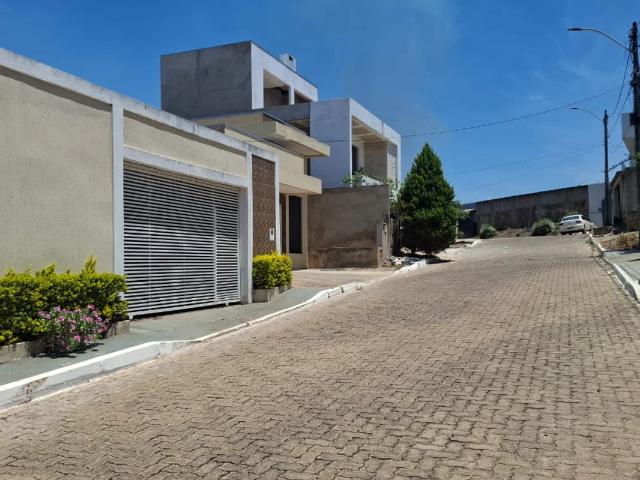Casa aluguel em Região Geográfica Imediata do Distrito Federal, Região Integrada de Desenvolvimento do Distrito Federal e Entorno