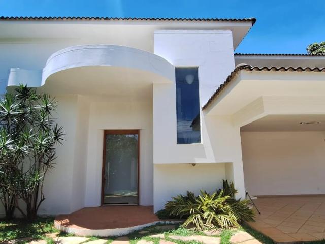 Casa aluguel em Região Geográfica Imediata do Distrito Federal, Região Integrada de Desenvolvimento do Distrito Federal e Entorno