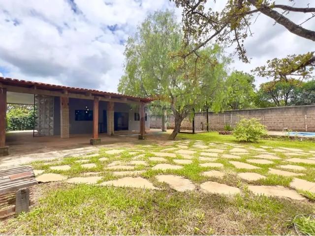 Casa aluguel em Região Geográfica Imediata do Distrito Federal, Região Integrada de Desenvolvimento do Distrito Federal e Entorno