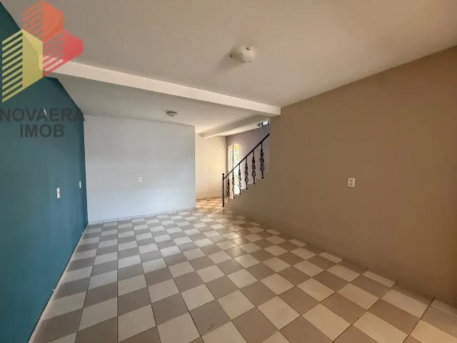Casa aluguel em Região Geográfica Imediata do Distrito Federal, Região Integrada de Desenvolvimento do Distrito Federal e Entorno