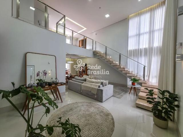 Casa aluguel em Região Geográfica Imediata do Distrito Federal, Região Integrada de Desenvolvimento do Distrito Federal e Entorno
