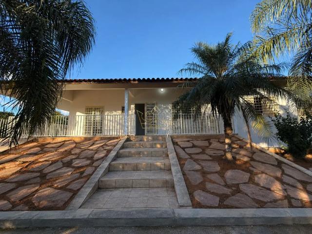 Casa aluguel em Região Geográfica Imediata do Distrito Federal, Região Integrada de Desenvolvimento do Distrito Federal e Entorno