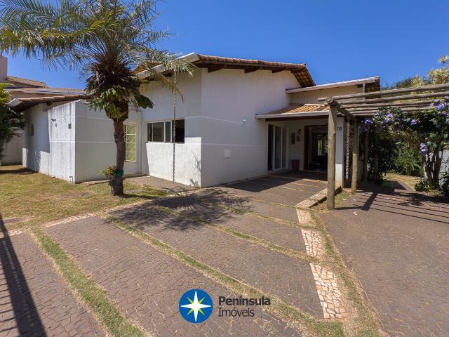 Casa aluguel em Lago Norte, Região Geográfica Intermediária do Distrito Federal