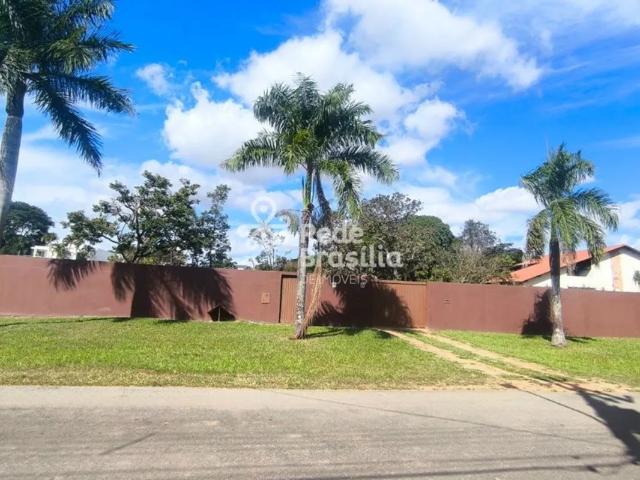 Casa aluguel em Região Geográfica Imediata do Distrito Federal, Região Integrada de Desenvolvimento do Distrito Federal e Entorno