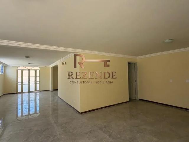 Casa aluguel em Região Geográfica Imediata do Distrito Federal, Região Integrada de Desenvolvimento do Distrito Federal e Entorno
