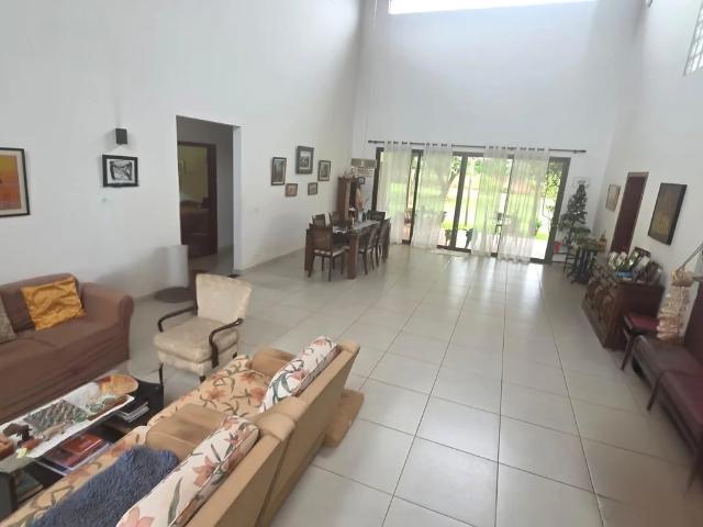 Casa aluguel em Região Geográfica Imediata do Distrito Federal, Região Integrada de Desenvolvimento do Distrito Federal e Entorno