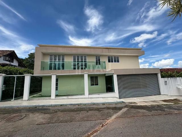 Casa aluguel em Região Geográfica Imediata do Distrito Federal, Região Integrada de Desenvolvimento do Distrito Federal e Entorno