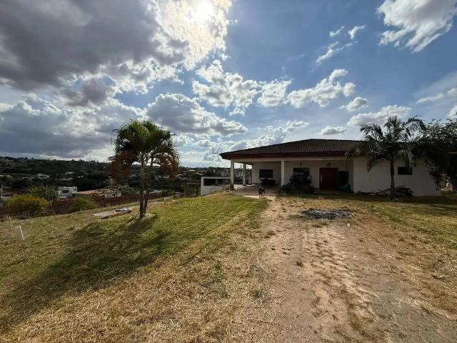 Casa aluguel em Região Geográfica Imediata do Distrito Federal, Região Integrada de Desenvolvimento do Distrito Federal e Entorno