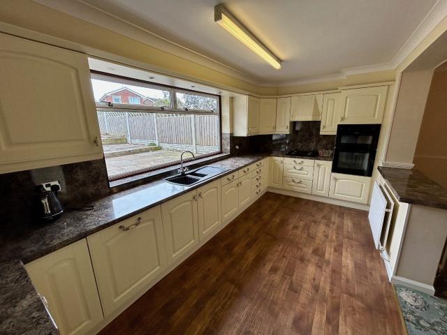 House for rent in Loundsley Green, East Midlands