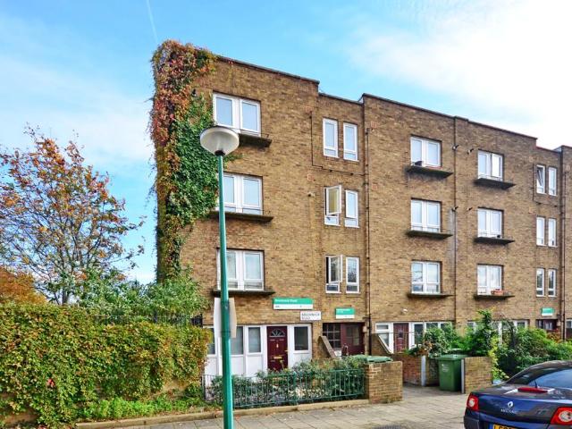 House for rent in Tufnell Park, Greater London