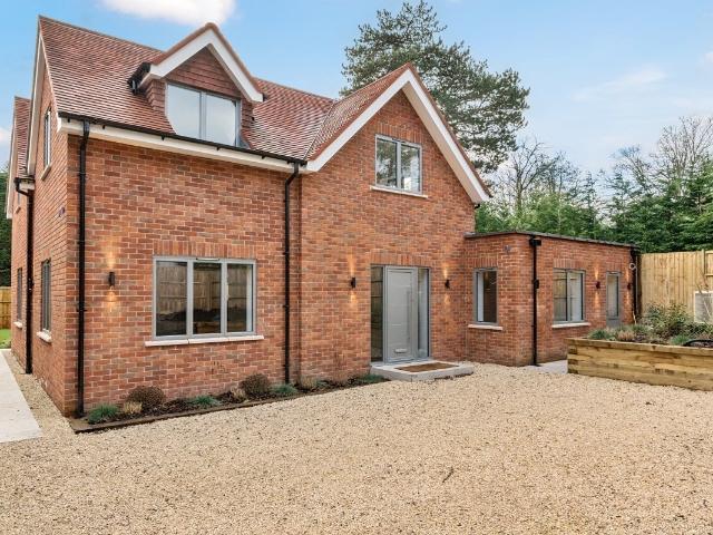 House for rent in Sunninghill and Ascot, South Ascot