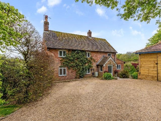 House for rent in Coldharbour, Pachesham Park