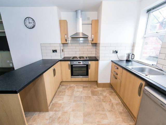 House for rent in Hyde Park, Leeds