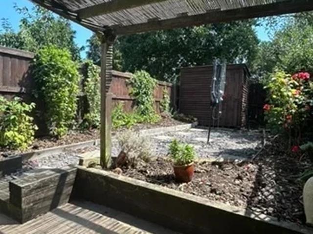 House for rent in Brunswick Park, Greater London
