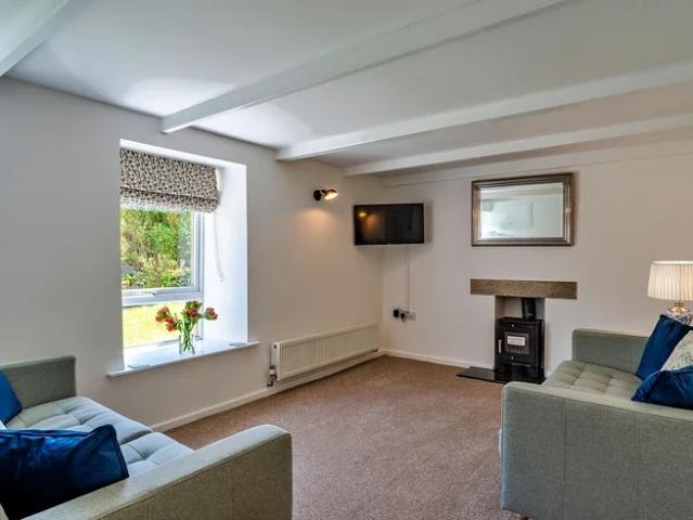 House for rent in Mount Ambrose, Cornwall