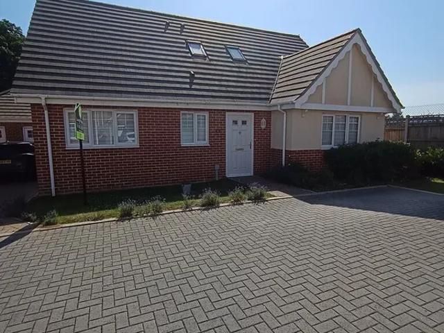 House for rent in Stokesby, Norfolk