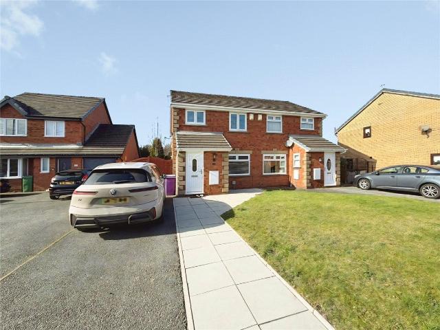 House for rent in Calderstones