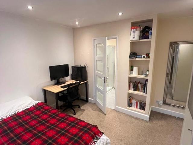 Room for rent in Kentish Town, Greater London