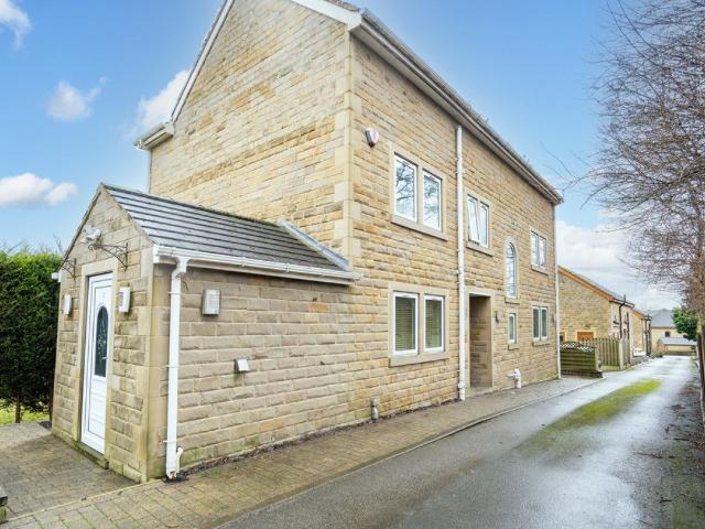 House for rent in Batley, West Yorkshire