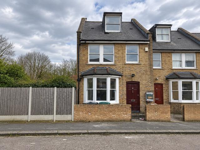 House for rent in Stroud Green, Greater London