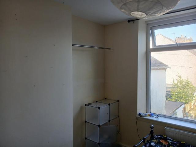 House for rent in Pengam Green, Falcon Lodge