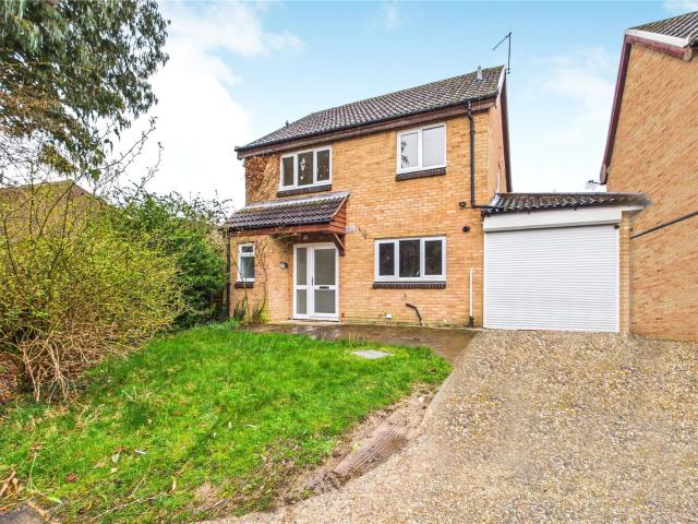 House for rent in Holybrook, West Berkshire