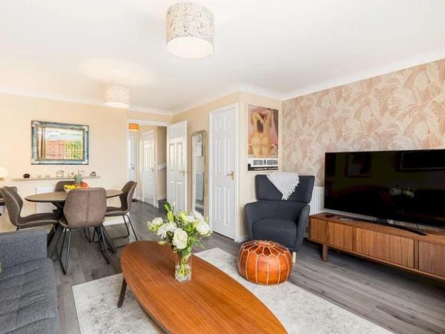 House for rent in Dursley, School House