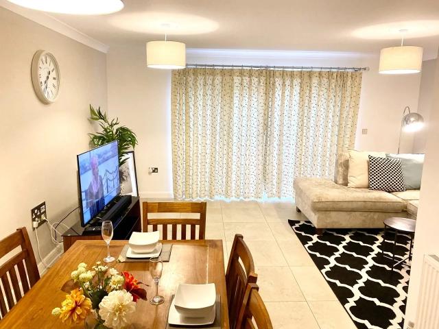 House for rent in Stone, Monks Orchard