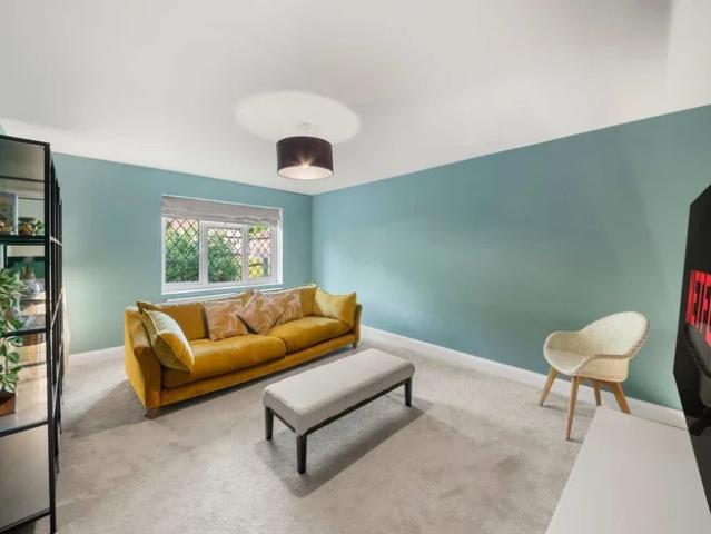 House for rent in London Borough of Croydon, Greater London