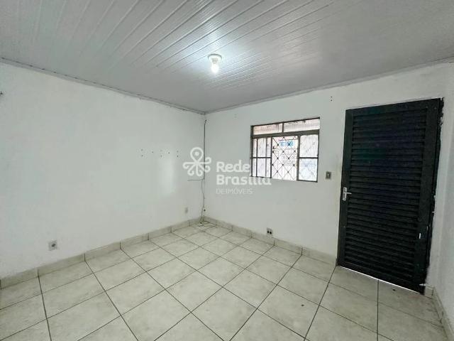 Casa aluguel em Região Geográfica Imediata do Distrito Federal, Região Integrada de Desenvolvimento do Distrito Federal e Entorno