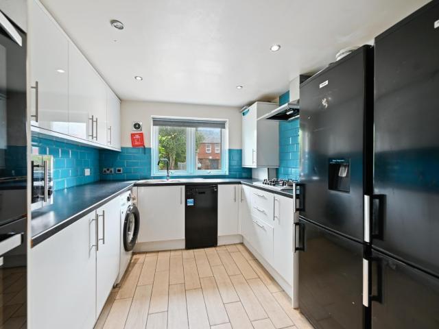 House for rent in Kenwood, South Yorkshire