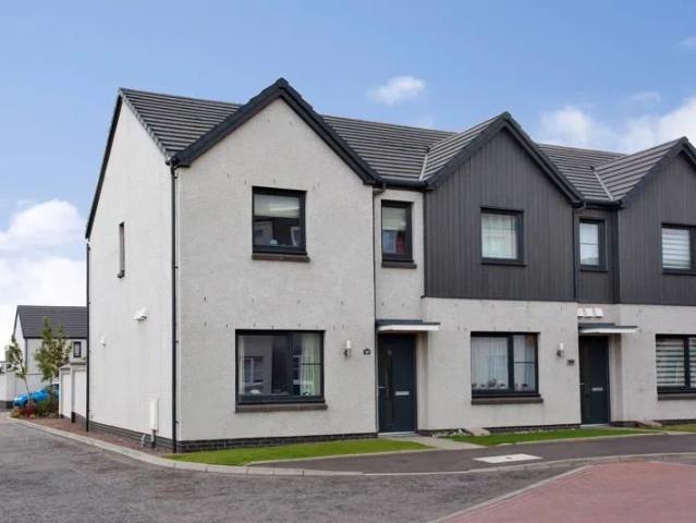 House for rent in Cove Bay, Ballindoch