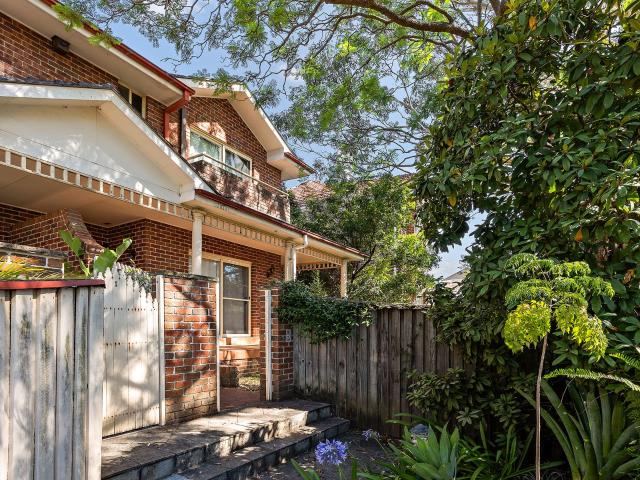 House for rent in Lower North Shore, Sydney